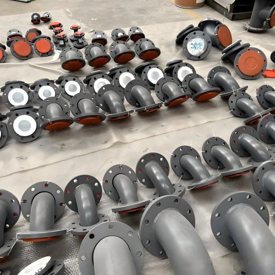 Gomito per tubazioni chimiche rivestito in PTFE